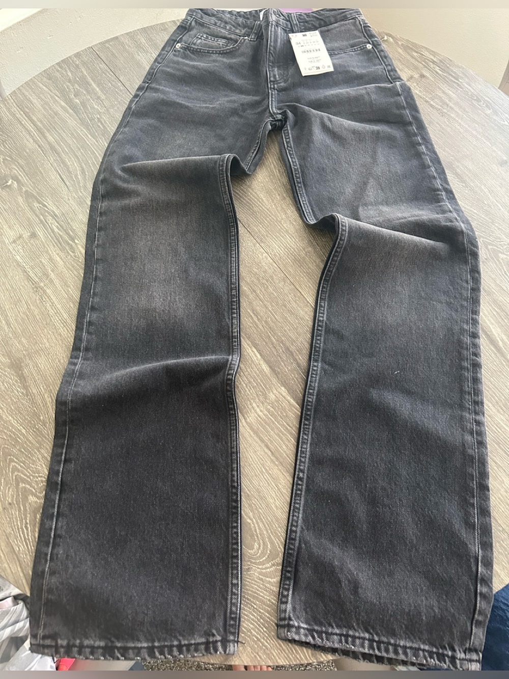 ZARA FULL LENGTH  MID- RISE. Size 2. NEW